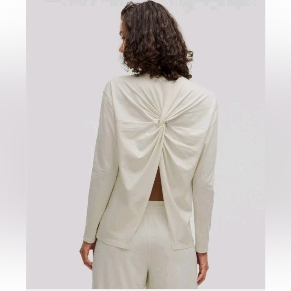 Lululemon Twist Back Long Sleeve Top Womens M Bone Pima Cotton Open Back Tee